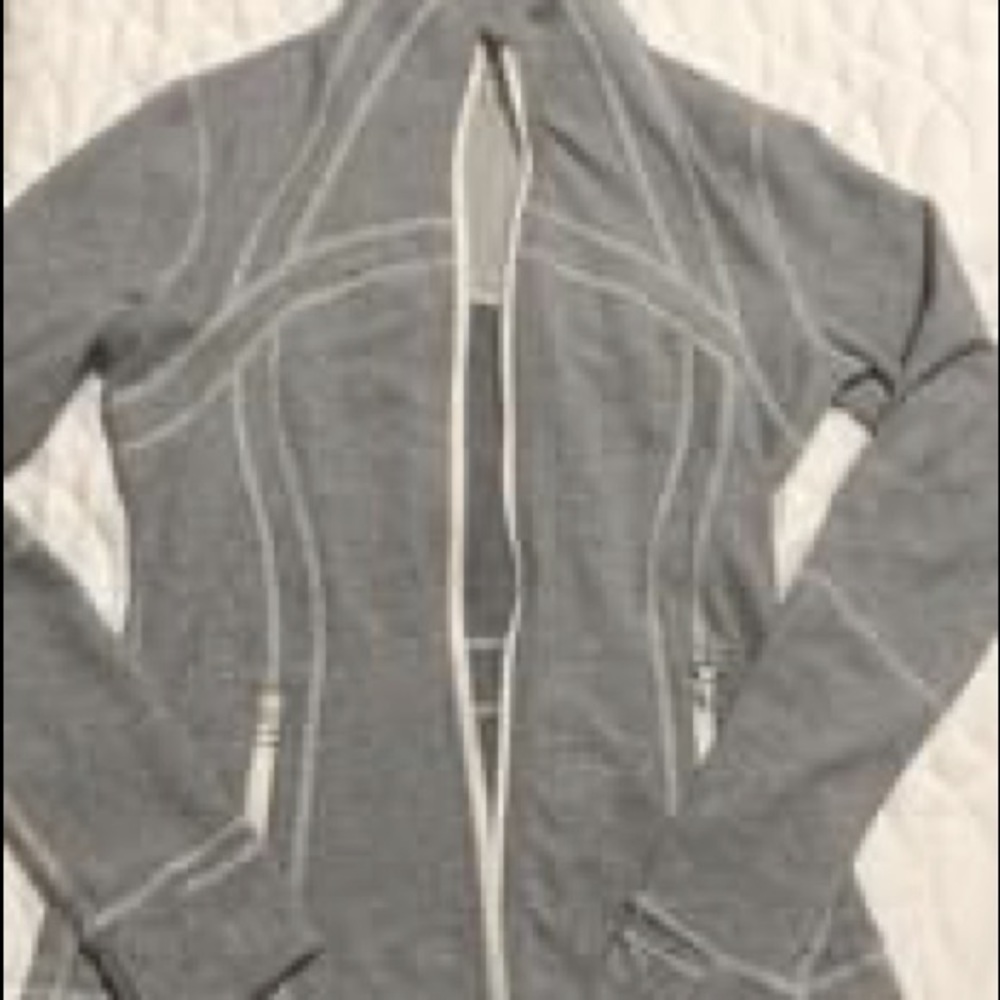 Lululemon Define size 8